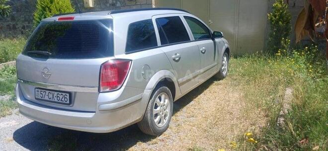 Opel Astra-2