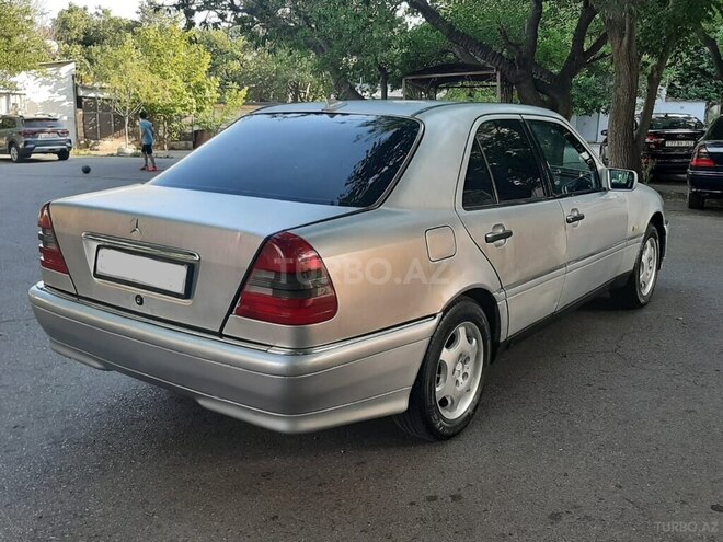Mercedes C 180-2