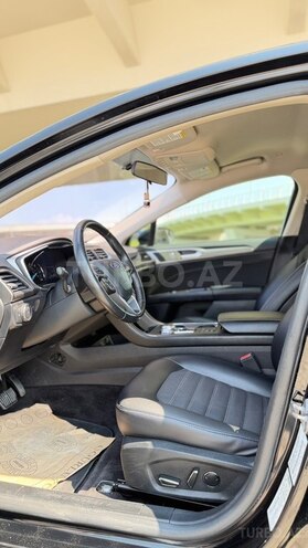 Ford Fusion (North America)-8