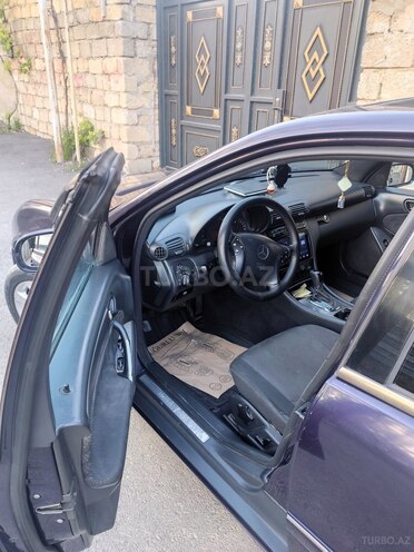 Mercedes C 200-7