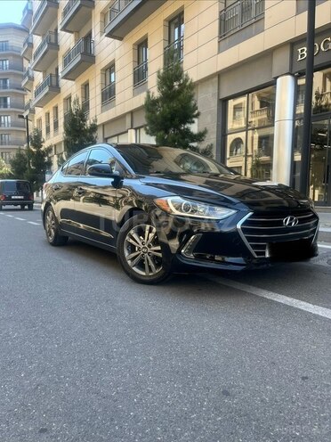 Hyundai Elantra-7