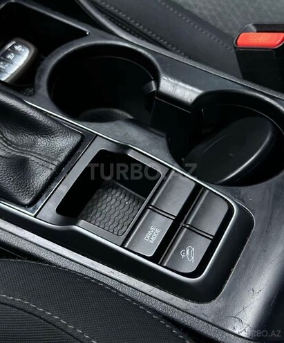 Hyundai Tucson-12