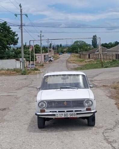 LADA (VAZ) 21011-1