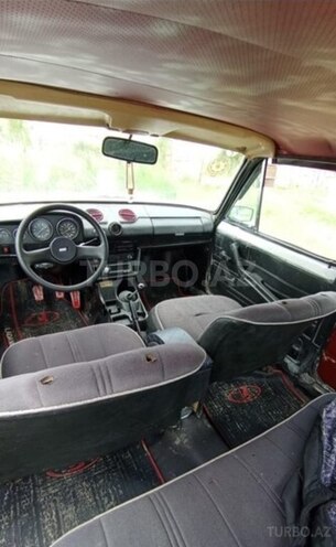 LADA (VAZ) 21011-4
