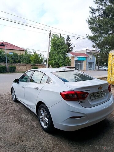 Chevrolet Cruze-4