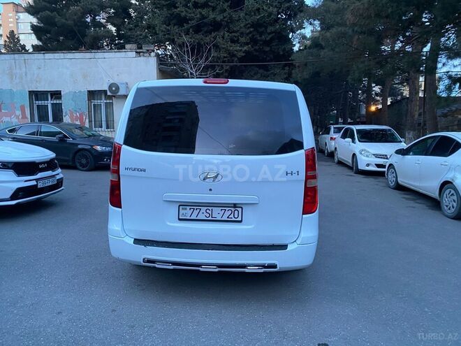 Hyundai H-1-7