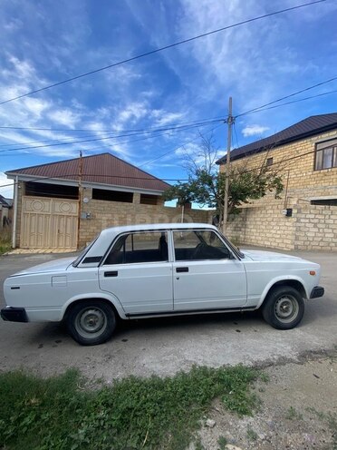 LADA (VAZ) 2107-4