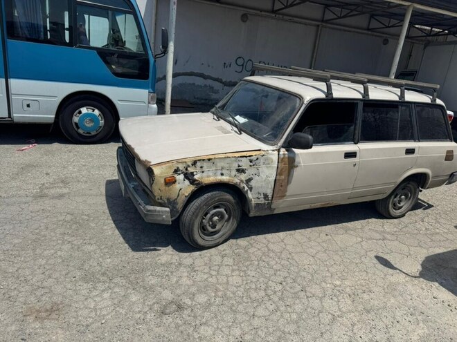 LADA (VAZ) 2104-5