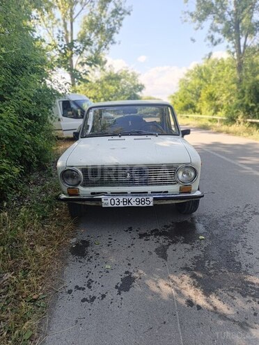 LADA (VAZ) 21011-1