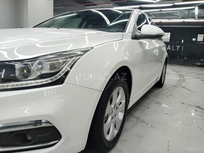 Chevrolet Cruze-10