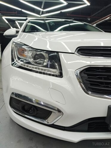 Chevrolet Cruze-14