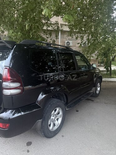 Toyota Land Cruiser Prado-4