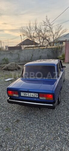 LADA (VAZ) 2107-2
