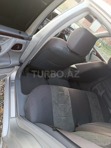 Mercedes E 240-9