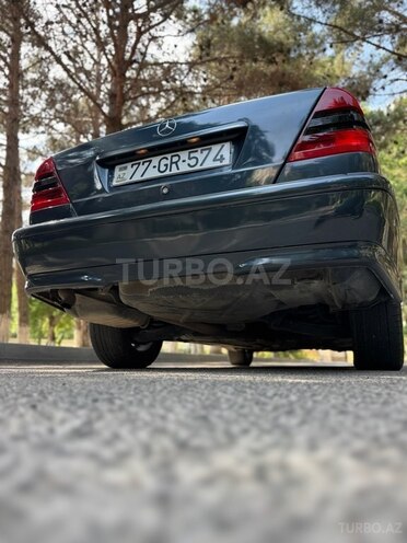 Mercedes C 180-4