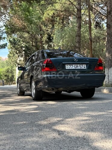 Mercedes C 180-7