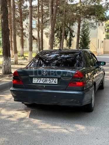 Mercedes C 180-9