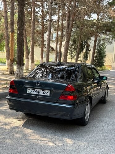 Mercedes C 180-5