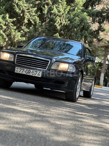 Mercedes C 180-12