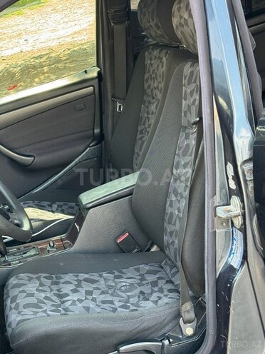Mercedes C 180-19