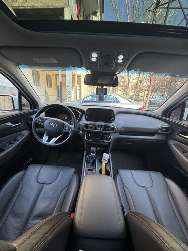 Hyundai Santa Fe-6