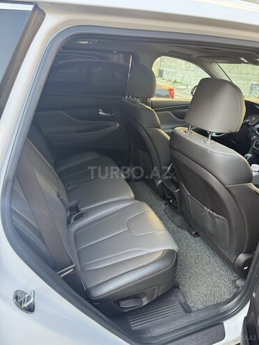 Hyundai Santa Fe-8