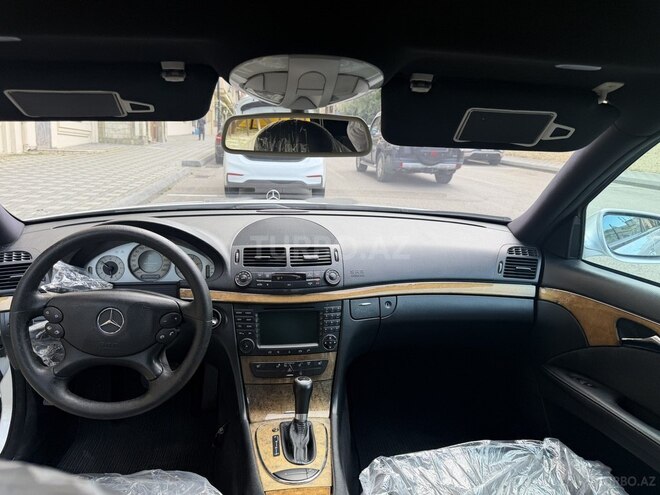 Mercedes E 220-6