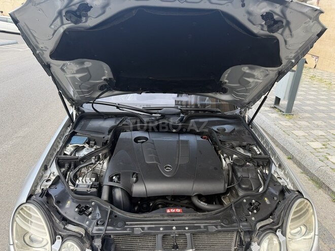 Mercedes E 220-7