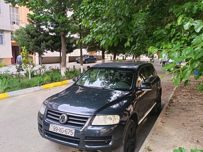 Volkswagen Touareg-10