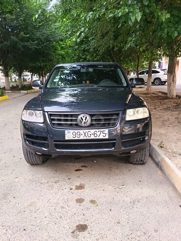 Volkswagen Touareg-1