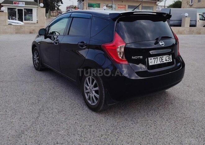 Nissan Note-5
