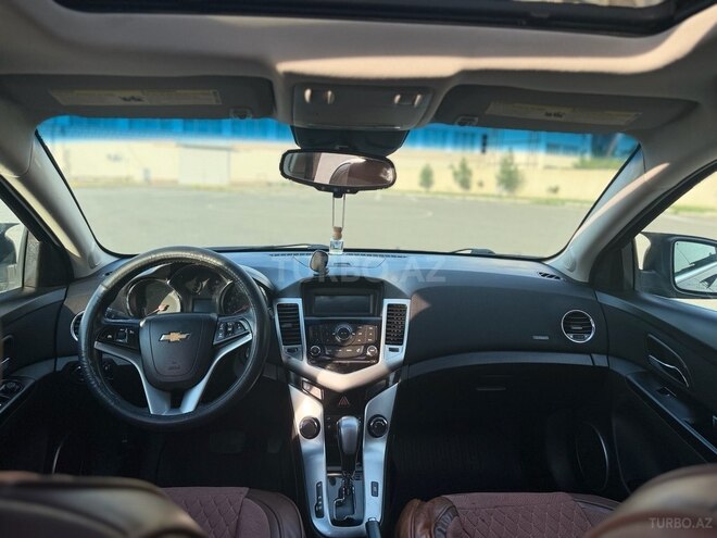 Chevrolet Cruze-8