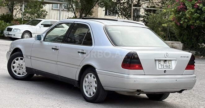 Mercedes C 180-9