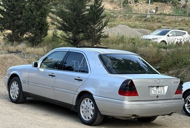 Mercedes C 180-8
