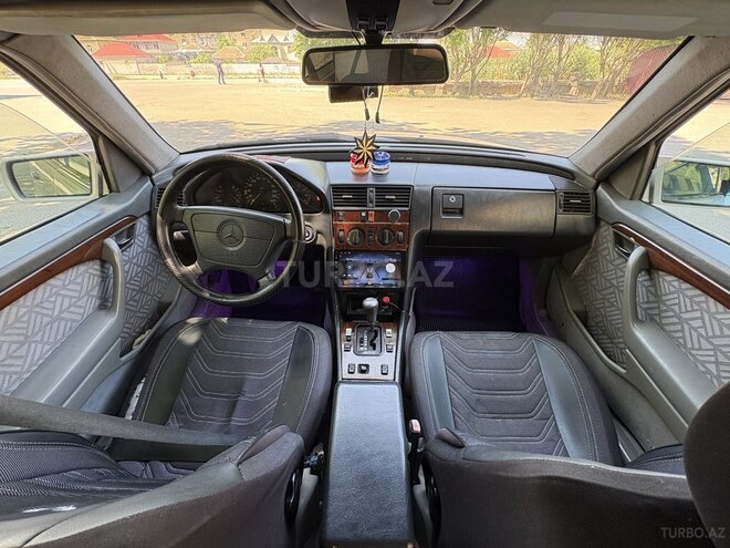 Mercedes C 180-10