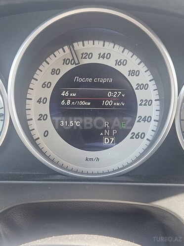 Mercedes E 200-5