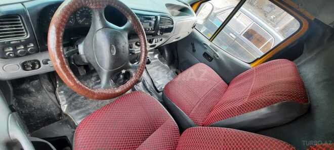 Ford Transit-7