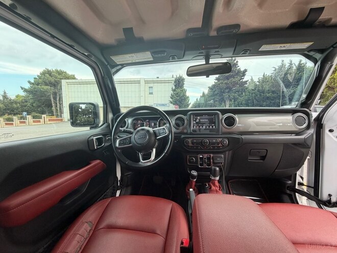 Jeep Wrangler-10