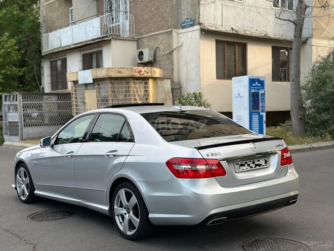 Mercedes E 300 4MATIC-5