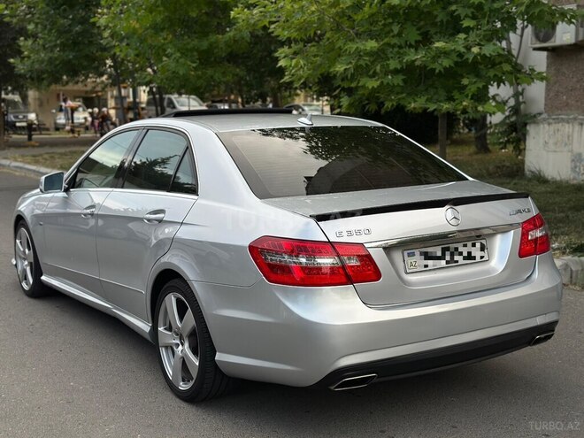 Mercedes E 300 4MATIC-8