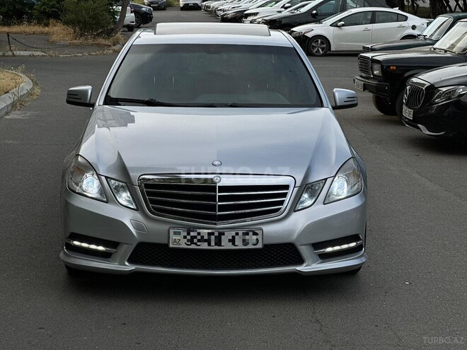 Mercedes E 300 4MATIC-7