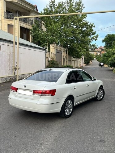 Hyundai Sonata-4