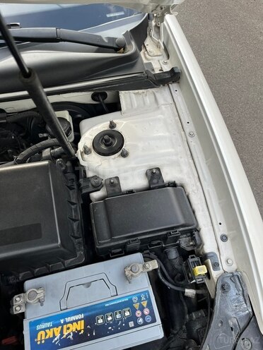 Hyundai Sonata-13