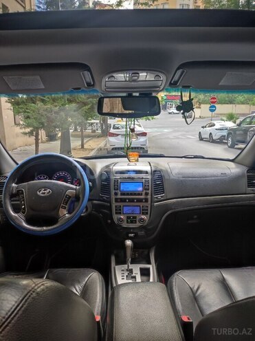 Hyundai Santa Fe-5