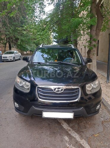Hyundai Santa Fe-1