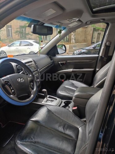 Hyundai Santa Fe-6