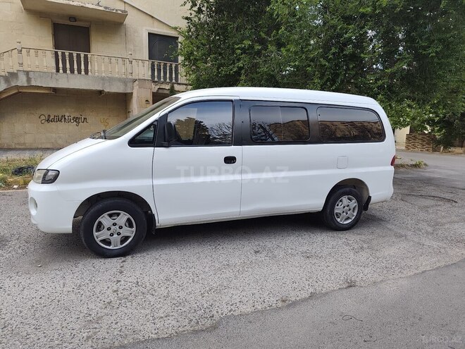 Hyundai H-1-3
