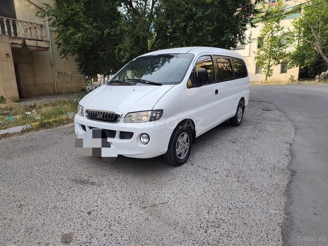 Hyundai H-1-11