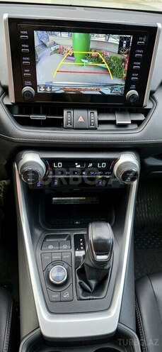 Toyota RAV4-10