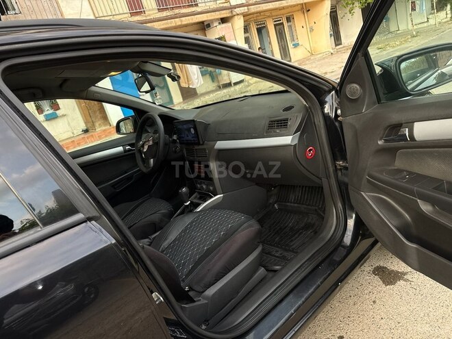 Opel Astra-10